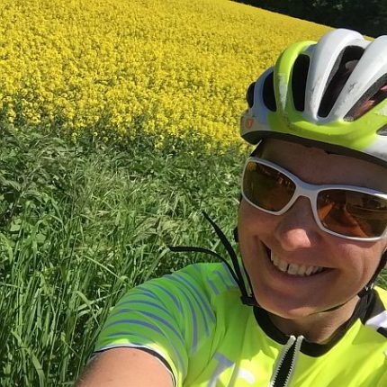 Doreen fährt Rennrad