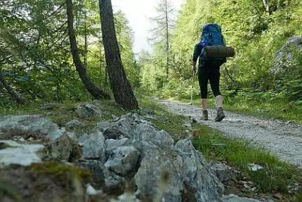 Bianca Gade Slowenien-Trekking-mit-Zelt